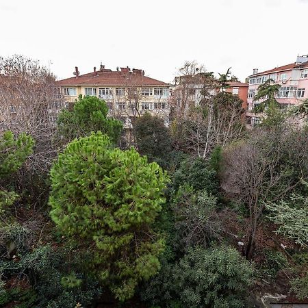 Charming Apartment Surrounded By Vibrant Attractions In Kadikoy Istambul Exterior foto