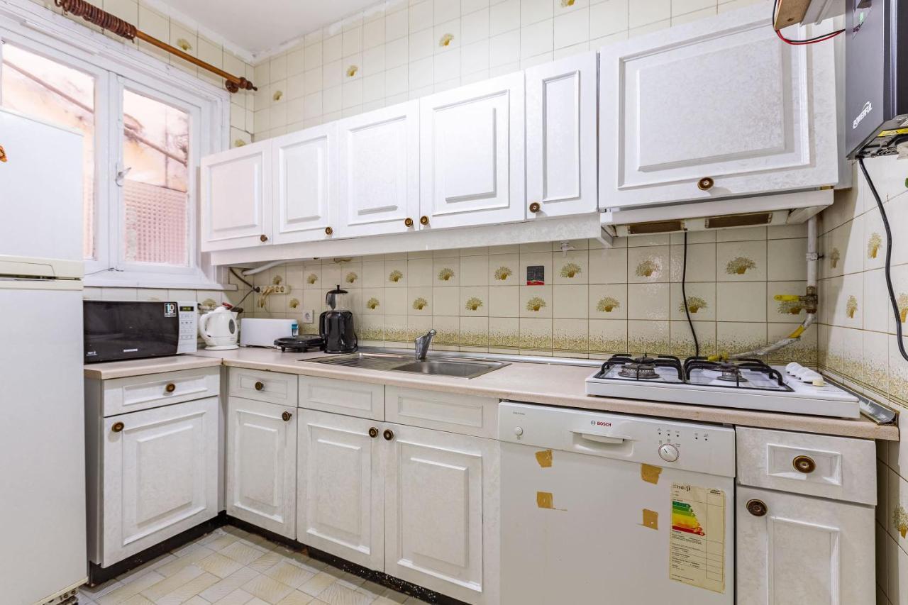 Charming Apartment Surrounded By Vibrant Attractions In Kadikoy Istambul Exterior foto