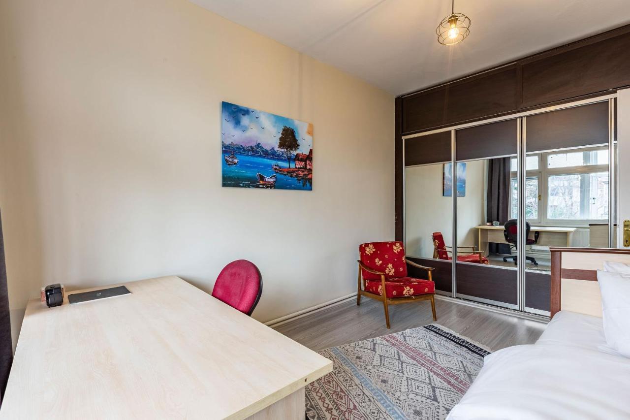 Charming Apartment Surrounded By Vibrant Attractions In Kadikoy Istambul Exterior foto
